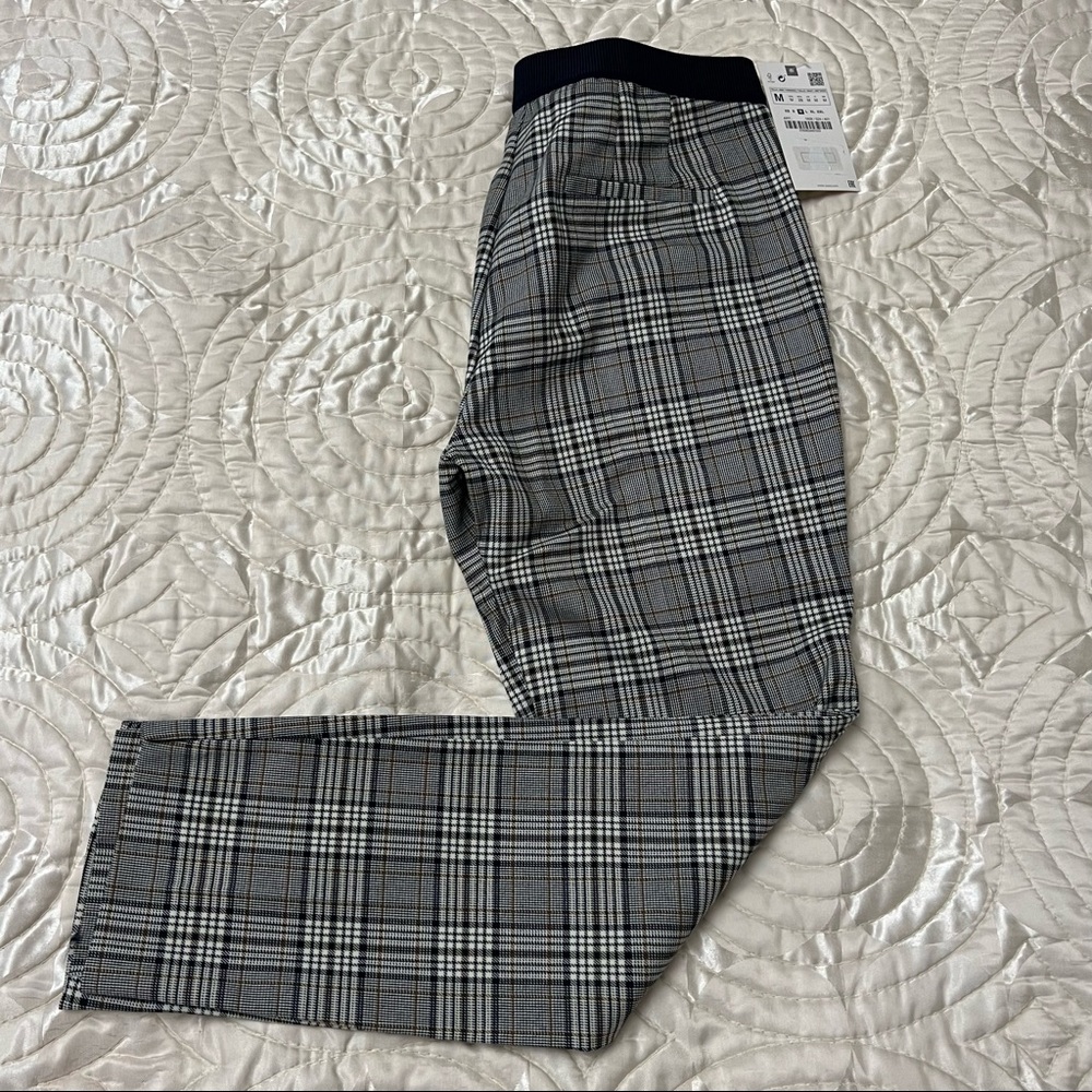 NWT ZARA pleated pants
